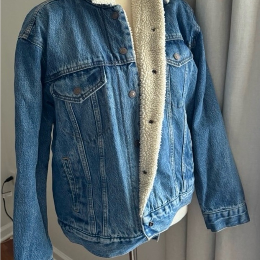 Levi’s Denim Sherpa-Lined Jacket